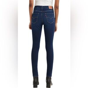 Levi’s 720 High Rise Super Skinny Jean Dark Wash Women’s Size 32